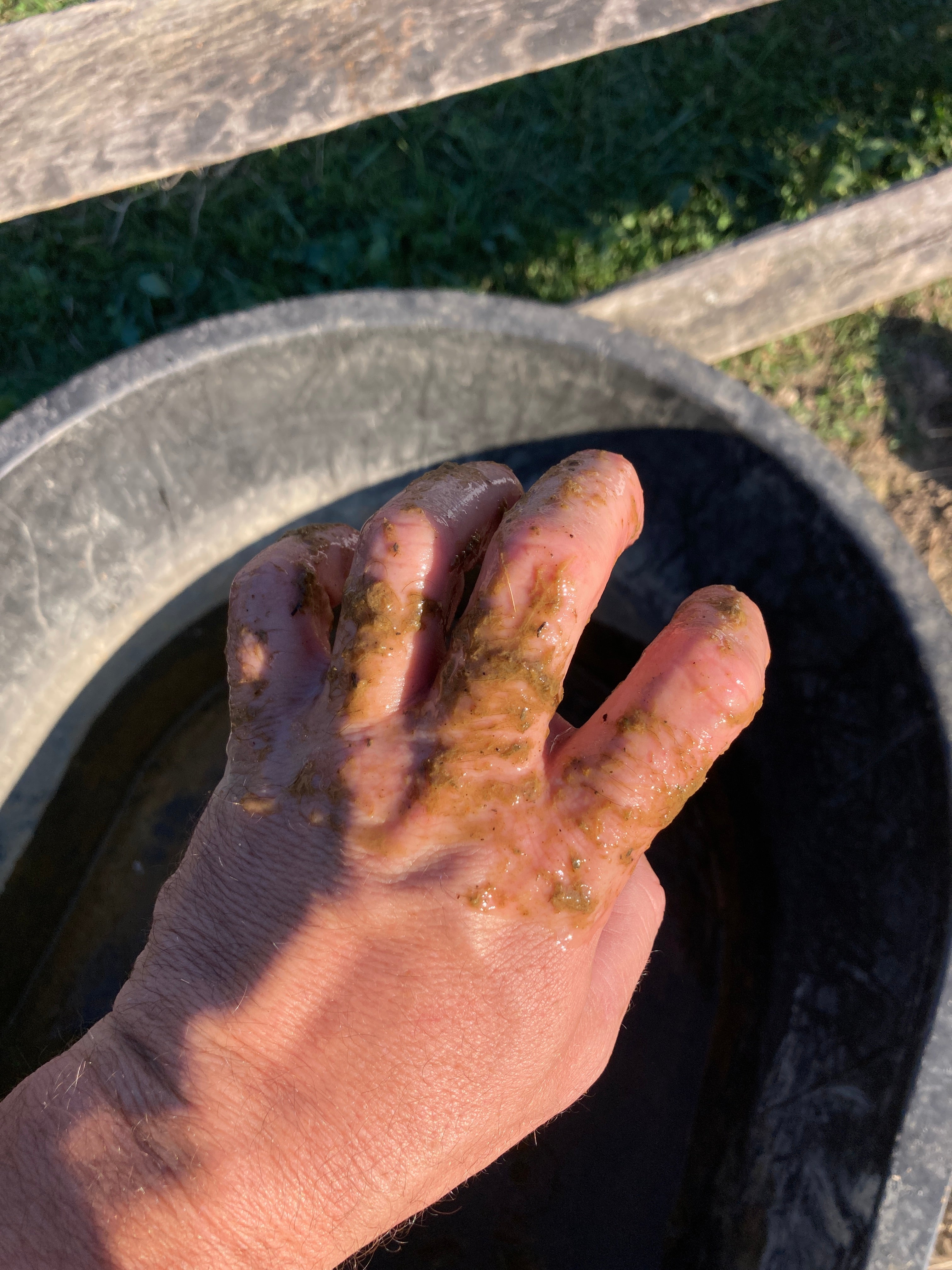 Scrubbing Stock Tanks